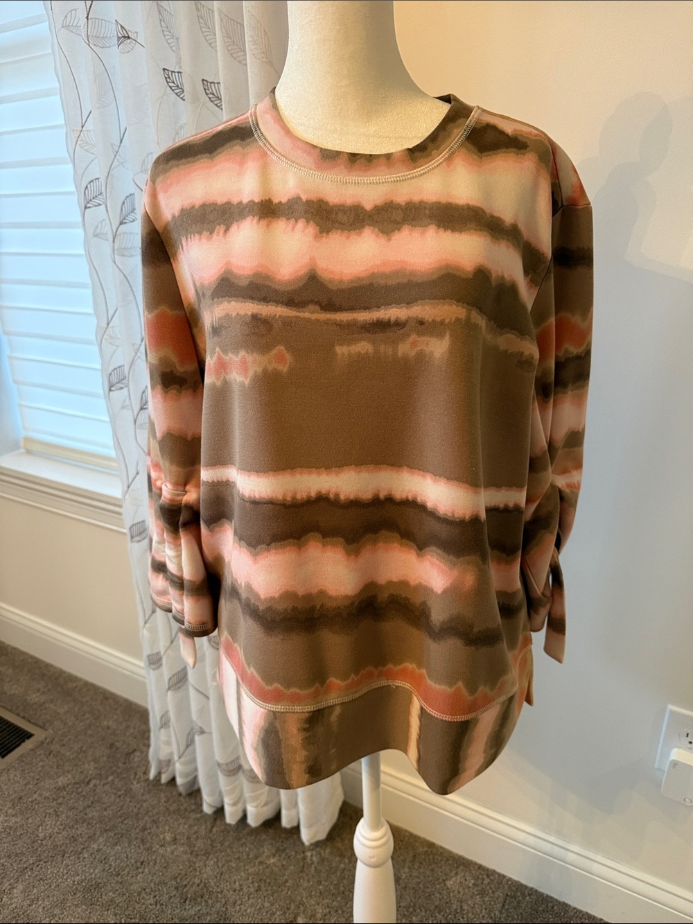 Westbound Tie-Dye Petite Top in Cream, Brown and Pink
